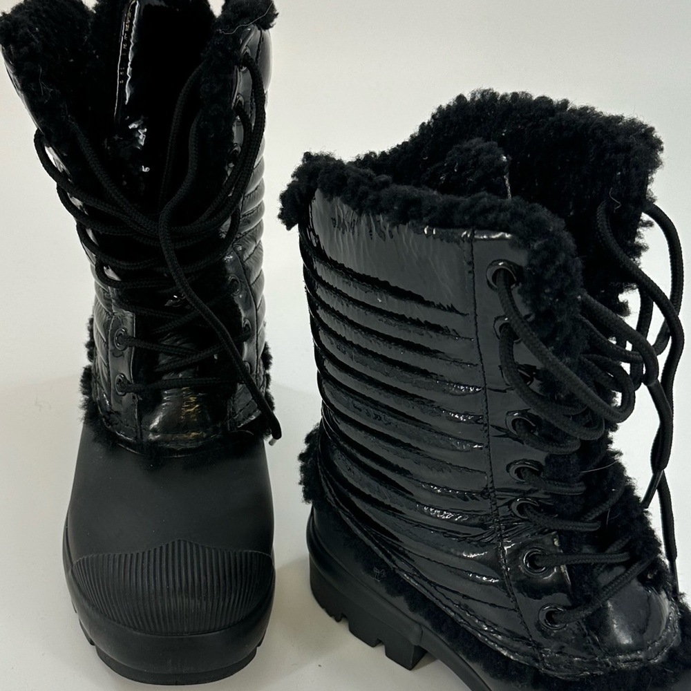 HUNTER BOOT Australian Shearling Lined Lace Up Black Size 8F (7M)